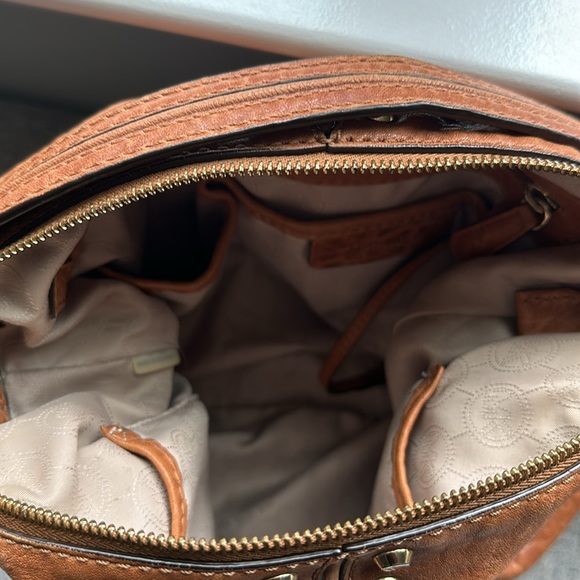 Michael Kors purse and gold wallet / Pre-loved - Picture 7 of 8